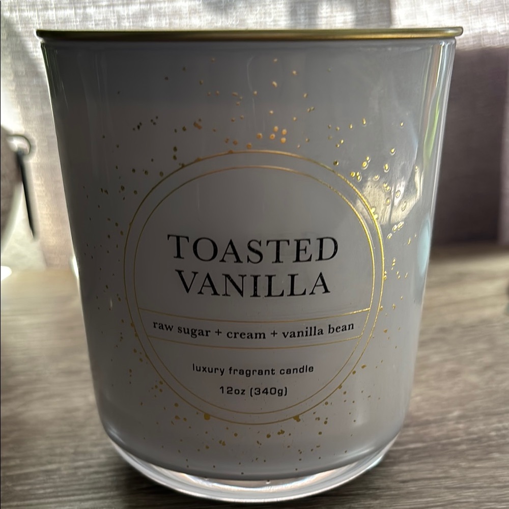 Bellevue-Toasted Vanilla Luxury Fragrant Candle Soy blend* 12oz